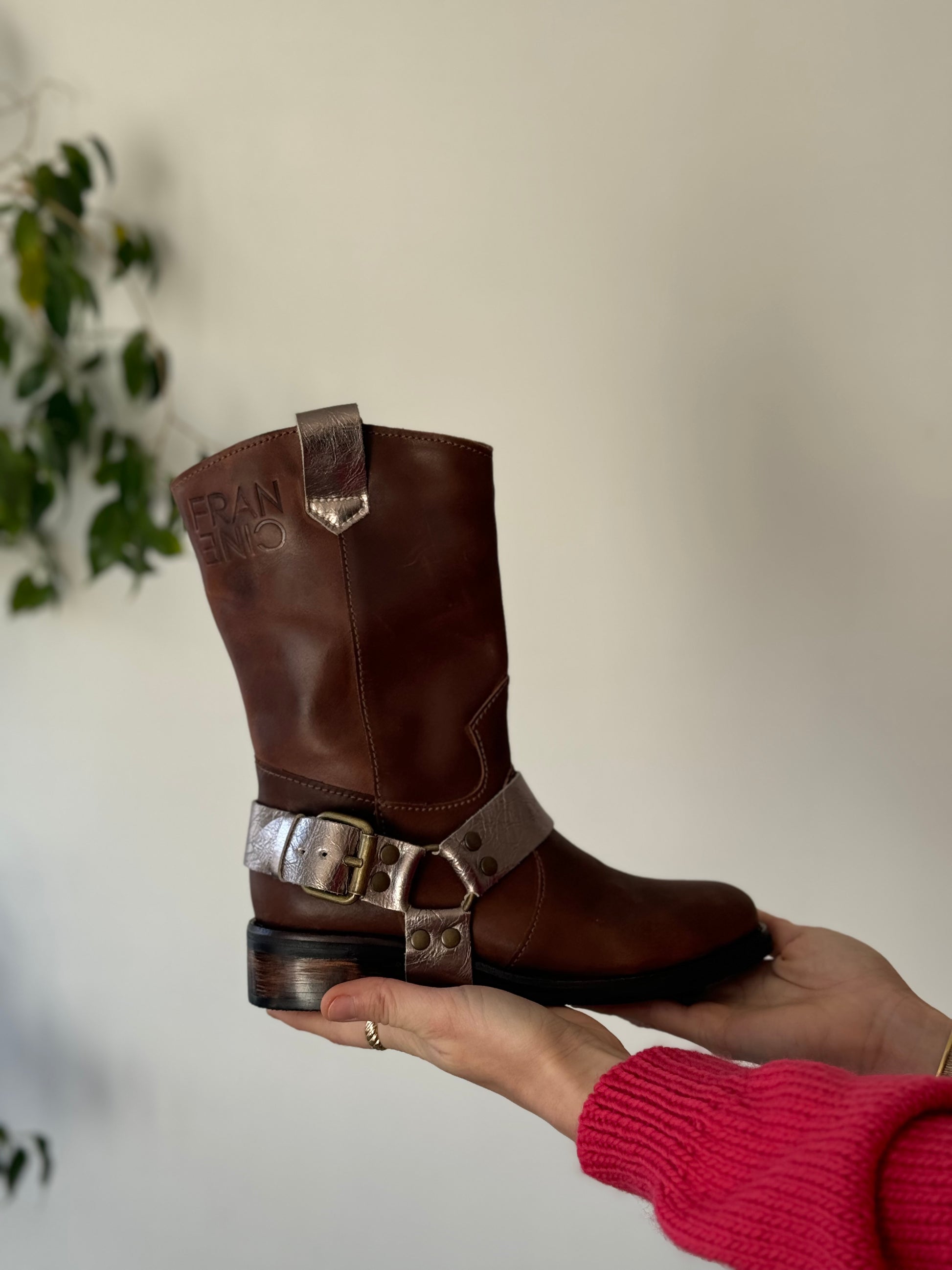 Vaqueta Boots