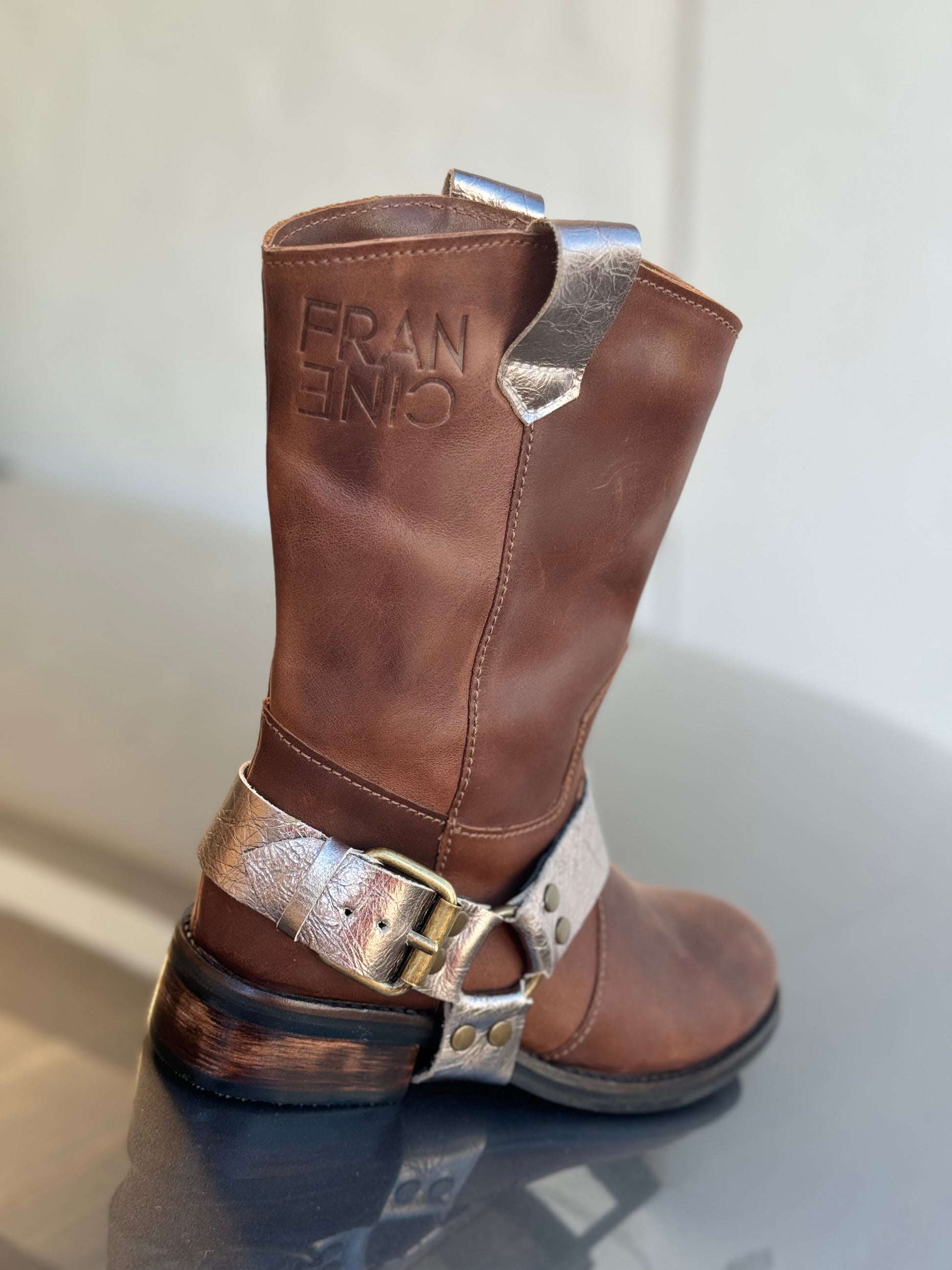 Vaqueta Boots