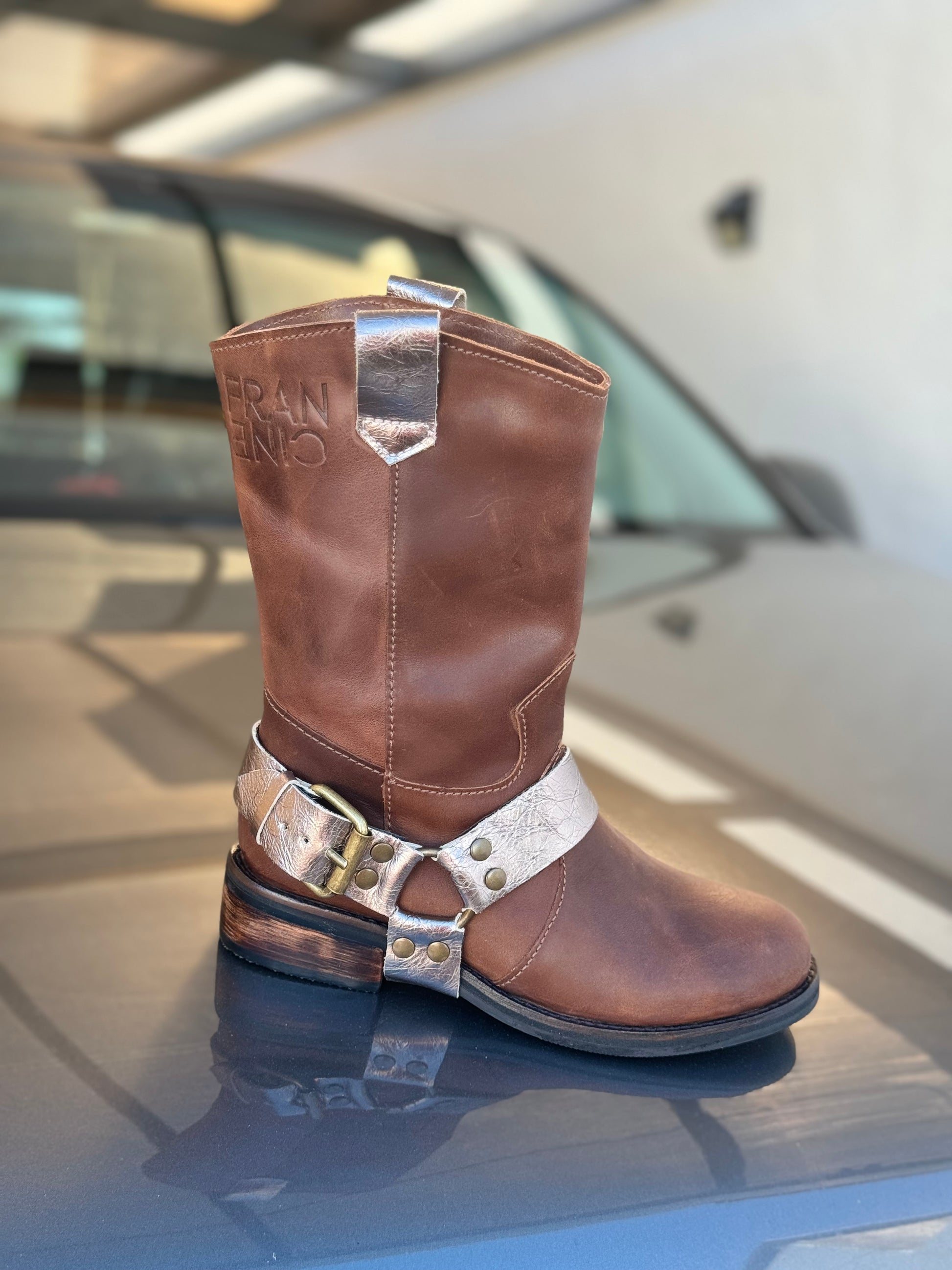 Vaqueta Boots