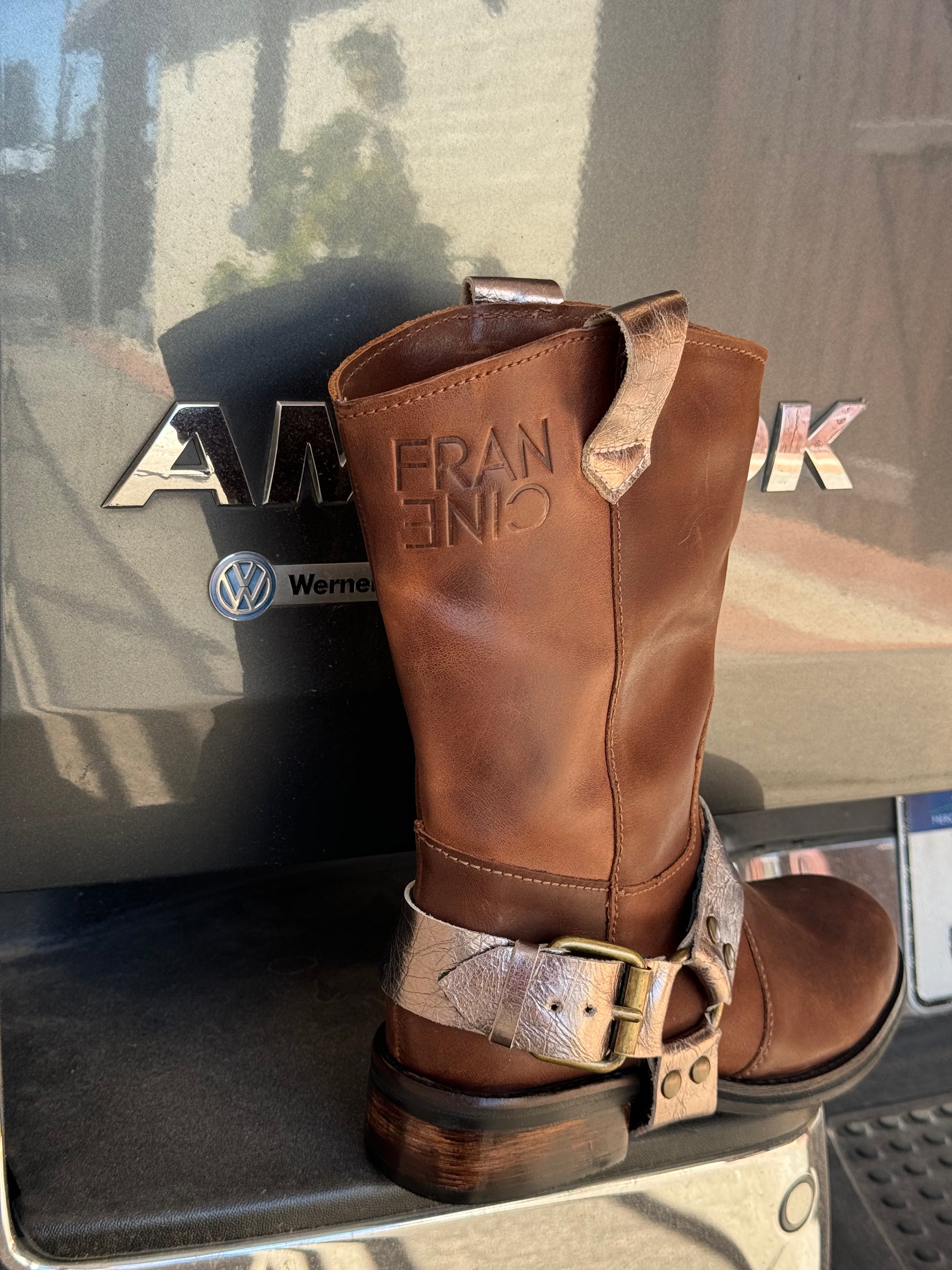 Vaqueta Boots